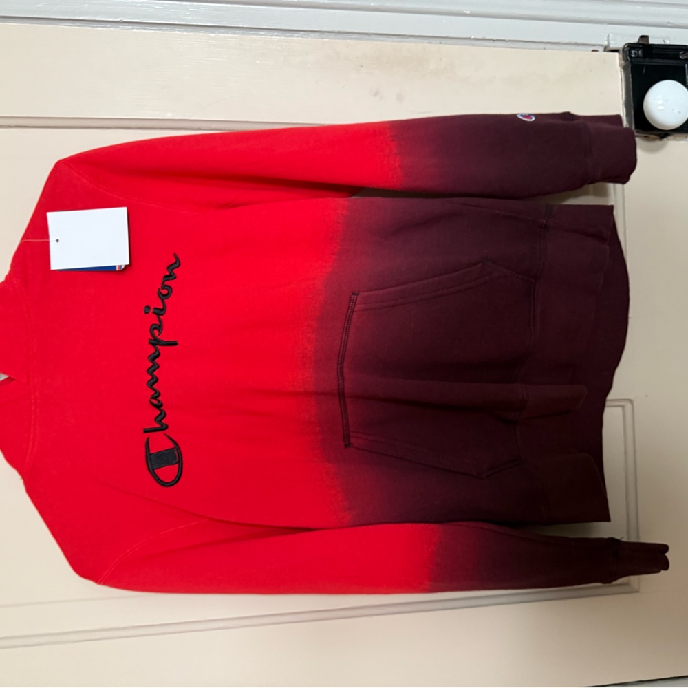 Large champion sweatshirt with tags
